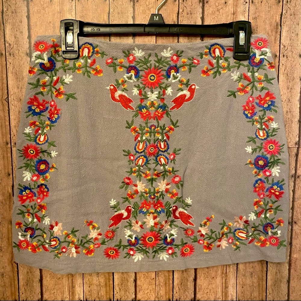 Embroidered skirt- Altar’d Sate